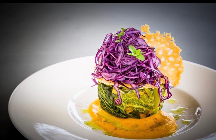 Millefoglie-di-verdure-del-nostro-orto-con-vellutata-di-carote